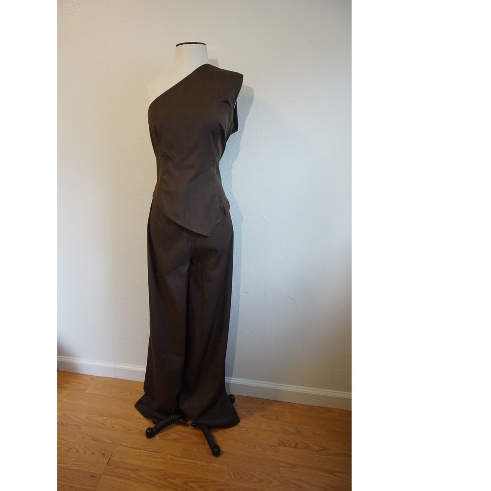 PrettyLittleThing One Shoulder Wide Leg Jumpsuit Chocolate Brown Size 6 NEW - Picture 2 of 8